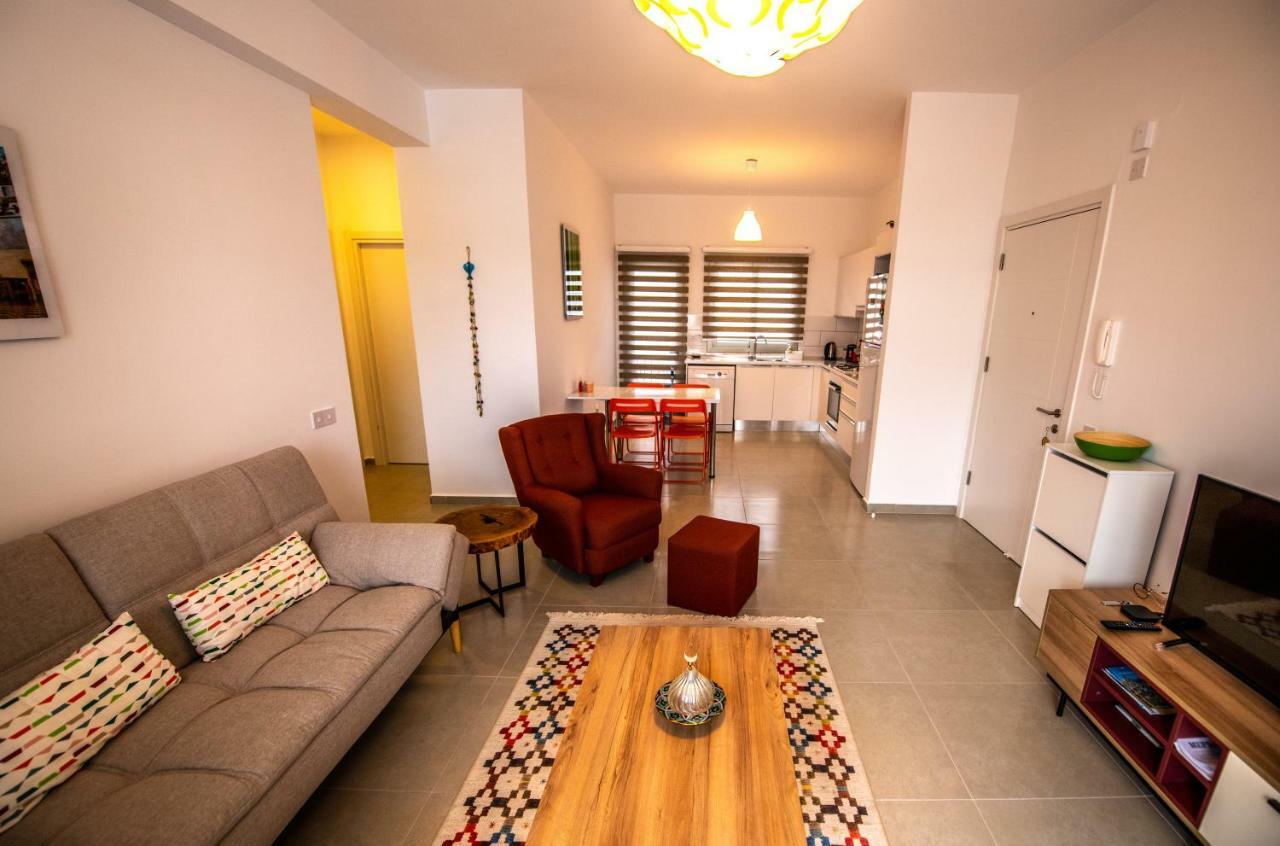 Milos Park Home - Alsancak Karavas  Exteriör bild
