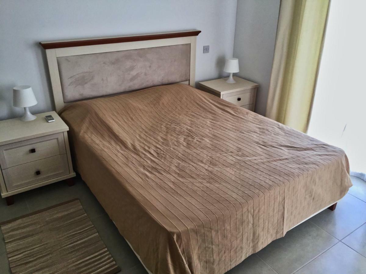 Milos Park Home - Alsancak Karavas  Exteriör bild