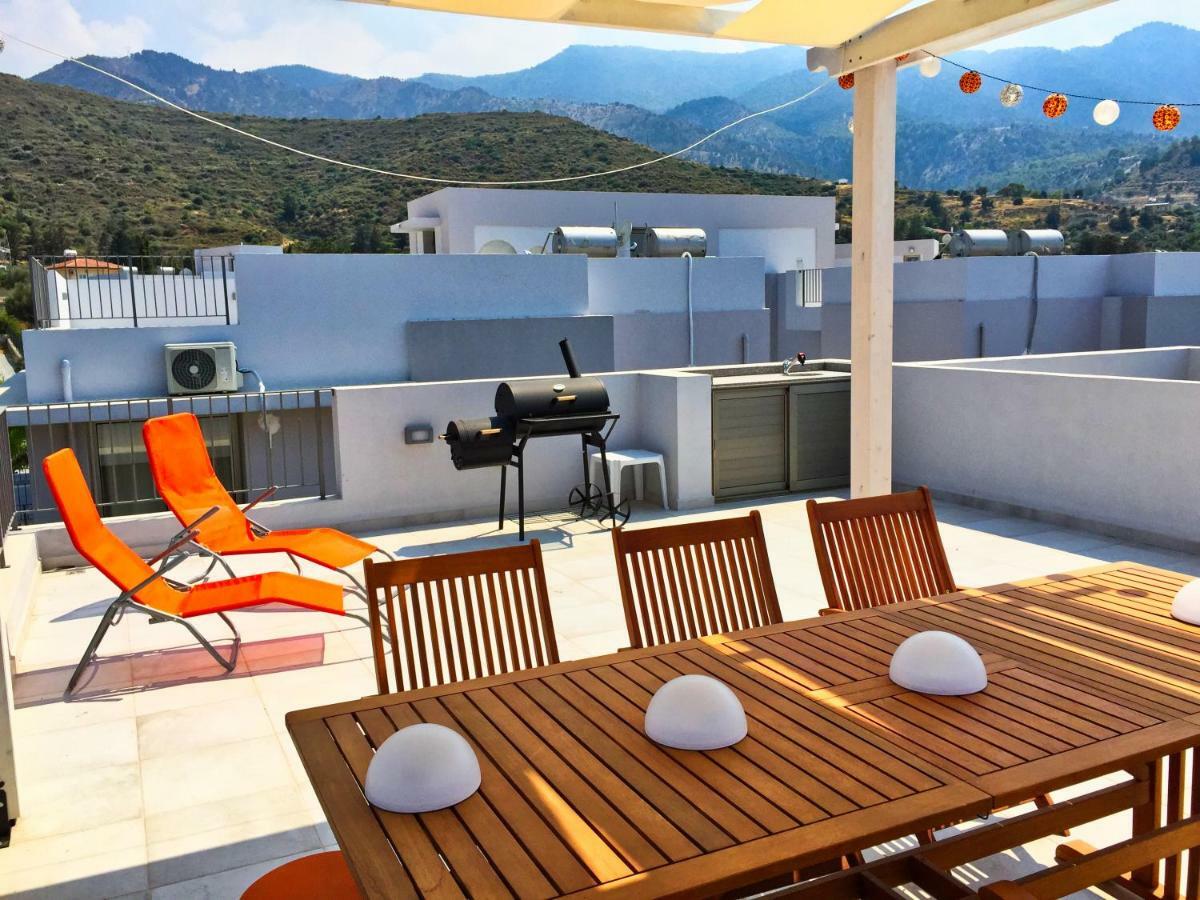Milos Park Home - Alsancak Karavas  Exteriör bild