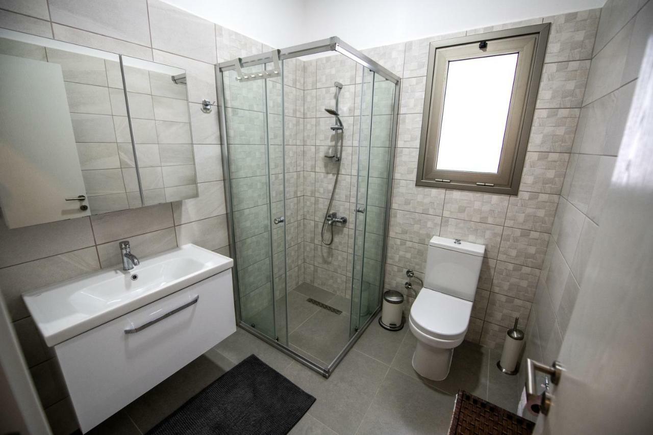 Milos Park Home - Alsancak Karavas  Exteriör bild