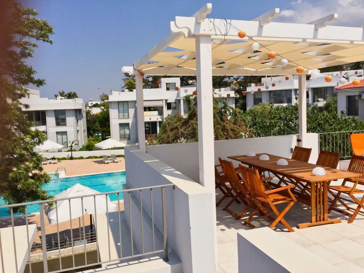 Milos Park Home - Alsancak Karavas  Exteriör bild